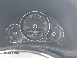 2017 Volkswagen Beetle Fleet с VIN 3VWF17AT4HM626004, выставлен на аукционе IAAI как лот 42147504 с пробегом 67 929 миль миль и . История ставок и продаж доступна на DreamBid. Изображение 7.