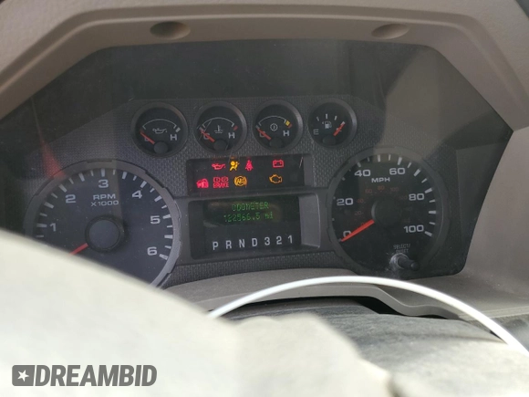 2008 Ford Super Duty F-250 SRW XL with VIN 1FTSX21508EC92855, listed as a Copart auction lot 82299124 with 122,566 mi miles and Salvage Title. Bid and sale history available at carsss.com. Image 9.