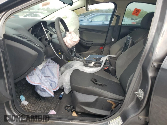 2013 Ford Focus SE z VIN 1FADP3F24DL306944, wystawiony jako Copart lot #47804695 z przebiegiem 170 423 mil mil oraz Nie do naprawy • Non repairable. Historia ofert i sprzedaży dostępna na DreamBid. Obrazek 7.