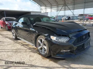 2017 Ford Mustang V6 z VIN 1FATP8EM4H5256892, wystawiony jako IAAI lot #41991537 z przebiegiem 39 861 mil mil oraz . Historia ofert i sprzedaży dostępna na DreamBid. Obrazek 1.