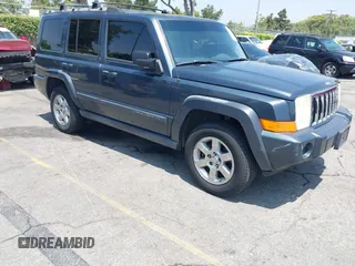 2007 Jeep Commander Sport с VIN 1J8HH48KX7C548033, выставлен на аукционе IAAI как лот 42555217 с пробегом 213 236 миль миль и . История ставок и продаж доступна на DreamBid. Изображение 1.