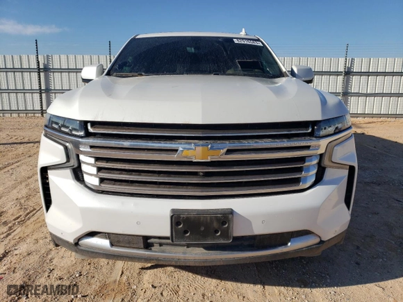 2021 Chevrolet Suburban High Country with VIN 1GNSKGKL5MR135826, listed as a Copart auction lot 82916583 with 58,001 mi miles. Bid and sale history available at carsss.com. Image 5.