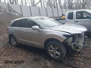 2013 Acura RDX Tech Pkg with VIN 5J8TB3H54DL001778, listed as a IAAI auction lot 41972146 with 123,552 mi miles. Bid and sale history available at carsss.com. Image 14.