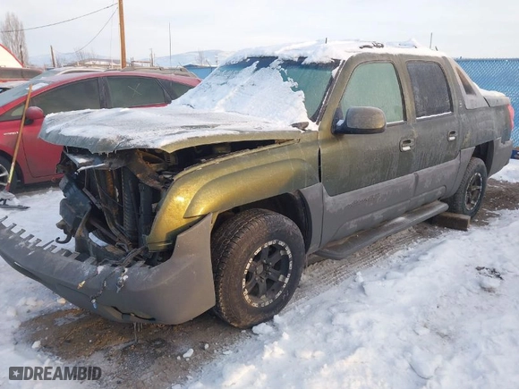 2002 Chevrolet Avalanche with VIN 3GNEK13TX2G224300, listed as a IAAI auction lot 41320553 with 1 mi miles. Bid and sale history available at carsss.com. Image 2.