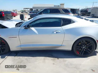 2018 Chevrolet Camaro 2SS with VIN 1G1FH1R78J0124441, listed as a IAAI auction lot 41801315 with 53,937 mi miles and . Bid and sale history available at DreamBid. Image 14.