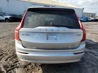 2022 Volvo XC90 Momentum with VIN YV4102PK5N1834383, listed as a Copart auction lot 43356045 with 111,277 mi miles and Salvage Title. Bid and sale history available at carsss.com. Image 6.