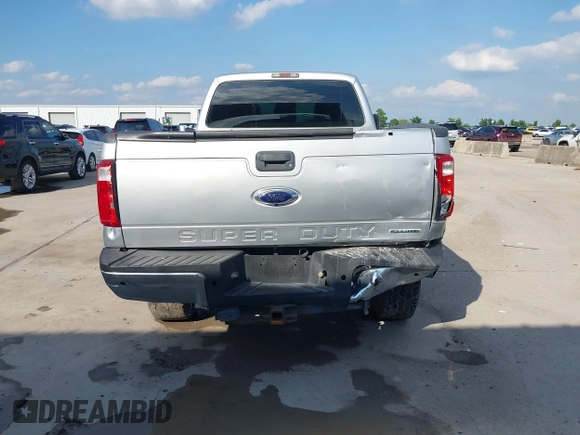 2015 Ford F-350 Platinum z VIN 1FT7W3B67FEB54426, wystawiony jako IAAI lot #42210820 z przebiegiem 189 387 mil mil oraz . Historia ofert i sprzedaży dostępna na DreamBid. Obrazek 16.