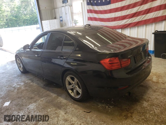 2014 BMW 3 Series 320i xDrive with VIN WBA3C3C53EP661742, listed as a Copart auction lot 62230775 with Not provided miles and Clean title. Bid and sale history available at DreamBid. Image 2.