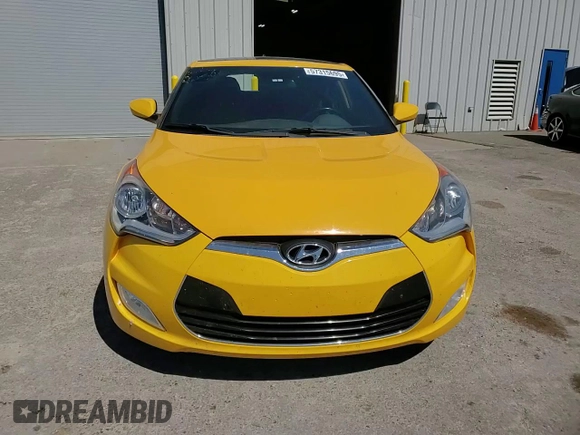 2016 Hyundai Veloster z VIN KMHTC6AD8GU278670, wystawiony jako Copart lot #57315695 z przebiegiem 89 496 mil mil oraz Szkoda całkowita • Salvage title. Historia ofert i sprzedaży dostępna na DreamBid. Obrazek 13.