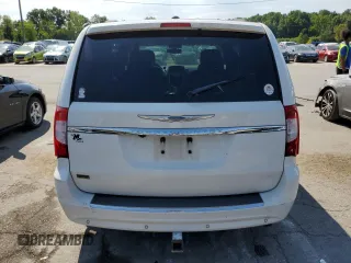 2011 Chrysler Town & Country Touring L with VIN 2A4RR8DG6BR796596, listed as a Copart auction lot 66468534 with 170,479 mi miles and Clean Title. Bid and sale history available at DreamBid. Image 6.