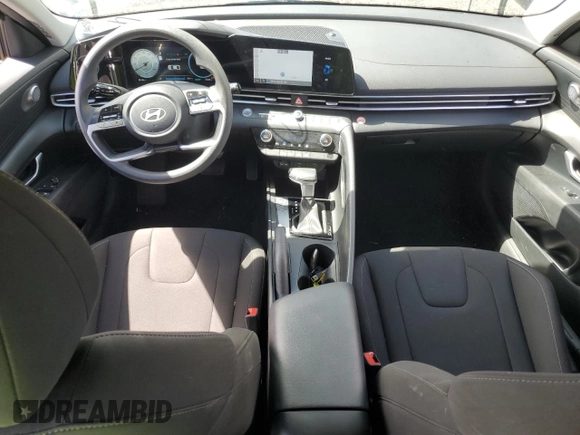 2024 Hyundai Elantra SEL with VIN KMHLM4DG0RU704524, listed as a Copart auction lot 46550925 with 14,045 mi miles and Salvage Title. Bid and sale history available at carsss.com. Image 8.
