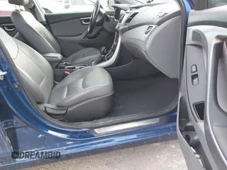 2015 Hyundai Elantra SE z VIN 5NPDH4AE0FH630351, wystawiony jako IAAI lot #41405235 z przebiegiem 122 199 mil mil oraz . Historia ofert i sprzedaży dostępna na DreamBid. Obrazek 5.