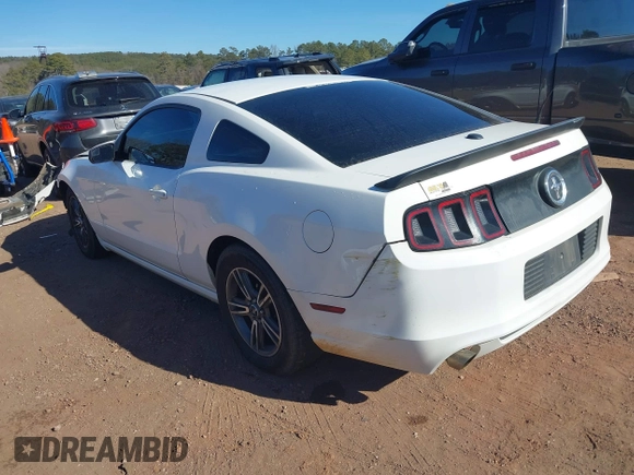 2013 Ford Mustang V6 with VIN 1ZVBP8AM5D5233866, listed as a IAAI auction lot 41418360 with 268,678 mi miles. Bid and sale history available at carsss.com. Image 3.