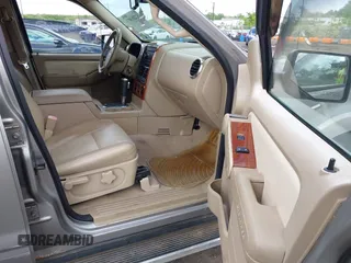 2008 Ford Explorer Eddie Bauer with VIN 1FMEU74E58UA06160, listed as a IAAI auction lot 42226307 with 143,056 mi miles and . Bid and sale history available at carsss.com. Image 5.