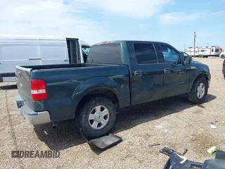2004 Ford F-150 XLT z VIN 1FTRW12W44KC01682, wystawiony jako IAAI lot #42649058 z przebiegiem Nie podano mil oraz . Historia ofert i sprzedaży dostępna na DreamBid. Obrazek 4.