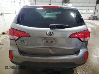 2015 Kia Sorento LX with VIN 5XYKTCA68FG642621, listed as a Copart auction lot 62039005 with 122,579 mi miles and Clean title. Bid and sale history available at DreamBid. Image 6.