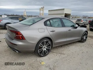 2020 Volvo S60 Momentum with VIN 7JR102FK6LG064744, listed as a Copart auction lot 51280685 with 39,416 mi miles and Clean Title. Bid and sale history available at carsss.com. Image 3.