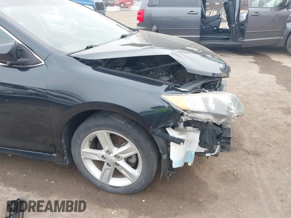 2012 Toyota Camry L with VIN 4T1BF1FK8CU145821, listed as a IAAI auction lot 42007078 with 77,607 mi miles. Bid and sale history available at carsss.com. Image 18.