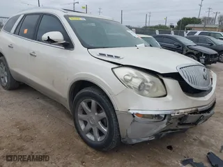 2008 Buick Enclave CXL with VIN 5GAER23748J239977, listed as a IAAI auction lot 41369218 with 178,747 mi miles. Bid and sale history available at carsss.com. Image 1.