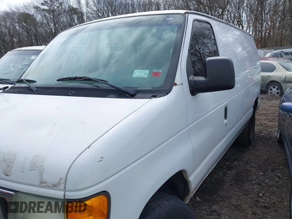 2003 Ford Econoline Cargo with VIN 1FTNE24223HC04321, listed as a IAAI auction lot 42015261 with 183,098 mi miles. Bid and sale history available at carsss.com. Image 6.