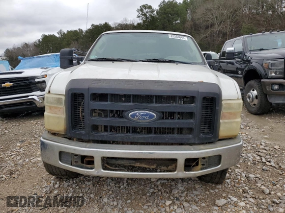2008 Ford F-350 XL with VIN 1FTWW31RX8EB18787, listed as a Copart auction lot 43568645 with 237,226 mi miles and Salvage Title. Bid and sale history available at DreamBid. Image 5.