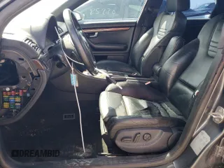 2005 Audi S4 z VIN WAUPL68E75A010595, wystawiony jako Copart lot #68475244 z przebiegiem 174 380 mil mil oraz Tytuł czysty. Historia ofert i sprzedaży dostępna na DreamBid. Obrazek 7.