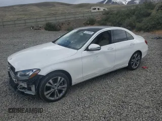2016 Mercedes-Benz C 300 Luxury with VIN 55SWF4KB6GU100516, listed as a Copart auction lot 52235295 with 39,746 mi miles and Salvage Title. Bid and sale history available at DreamBid. Image 1.