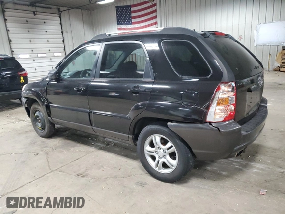 2005 Kia Sportage LX with VIN KNDJF723557033271, listed as a Copart auction lot 84699134 with 182,798 mi miles and Non Repairable. Bid and sale history available at carsss.com. Image 2.