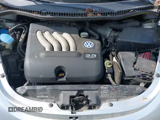 2002 Volkswagen Beetle GLS with VIN 3VWCB21C52M446668, listed as a IAAI auction lot 42510792 with 205,712 mi miles and . Bid and sale history available at DreamBid. Image 10.