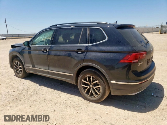 2021 Volkswagen Tiguan SE z VIN 3VV3B7AX8MM024773, wystawiony jako Copart lot #57863475 z przebiegiem 61 533 mil mil oraz Szkoda całkowita • Salvage title. Historia ofert i sprzedaży dostępna na DreamBid. Obrazek 2.