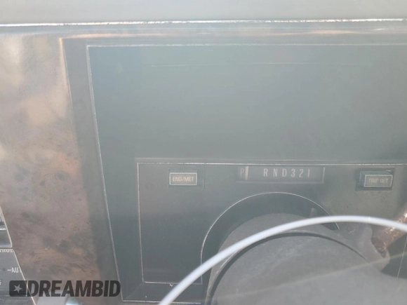 1990 Cadillac Brougham z VIN 1G6DW5476LR727151, wystawiony jako Copart lot #88145665 z przebiegiem Nie podano mil oraz Tytuł czysty. Historia ofert i sprzedaży dostępna na DreamBid. Obrazek 9.