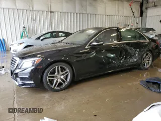 2015 Mercedes-Benz S 550 z VIN WDDUG8FBXFA122619, wystawiony jako Copart lot #56588865 z przebiegiem 47 318 mil mil oraz Tytuł czysty. Historia ofert i sprzedaży dostępna na DreamBid. Obrazek 1.
