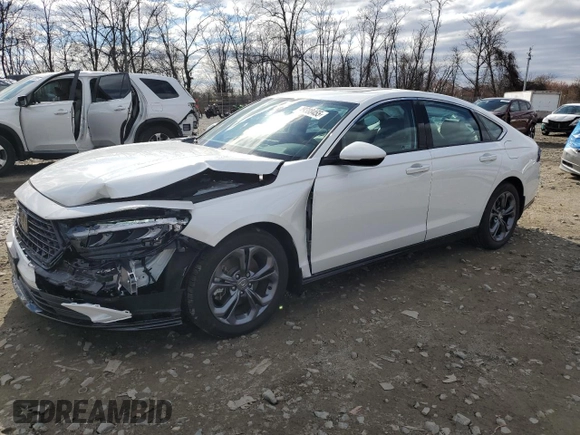 2025 Honda Accord EX-L z VIN 1HGCY2F69SA010120, wystawiony jako Copart lot #49388455 z przebiegiem 7 796 mil mil oraz Szkoda całkowita • Salvage title. Historia ofert i sprzedaży dostępna na DreamBid. Obrazek 1.