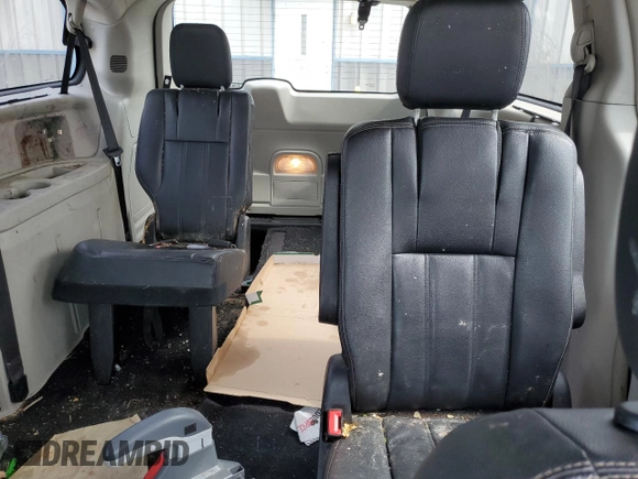 2016 Chrysler Town & Country Touring with VIN 2C4RC1BG0GR253155, listed as a Copart auction lot 54407055 with 117,181 mi miles and Salvage Title. Bid and sale history available at carsss.com. Image 10.