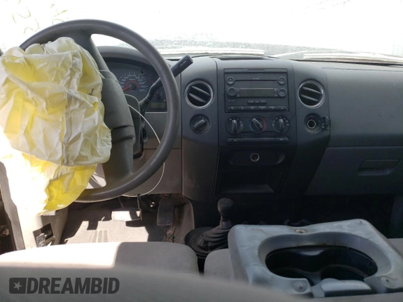 2006 Ford F-150 STX with VIN 1FTRX14W26KD78017, listed as a Copart auction lot 46853235 with 196,436 mi miles and Salvage Title. Bid and sale history available at carsss.com. Image 8.