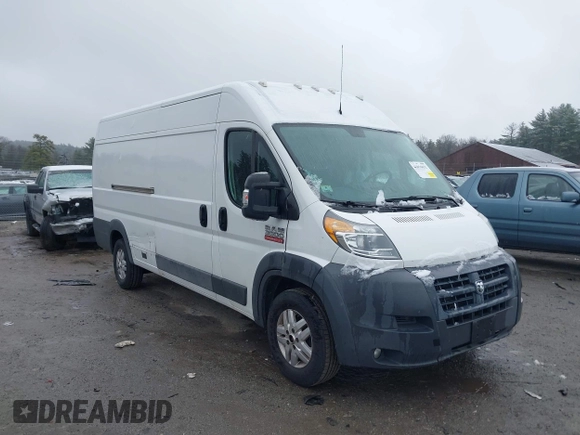2015 Ram ProMaster Cargo with VIN 3C6URVJGXFE515112, listed as a IAAI auction lot 42016032 with 354,180 mi miles. Bid and sale history available at carsss.com. Image 1.