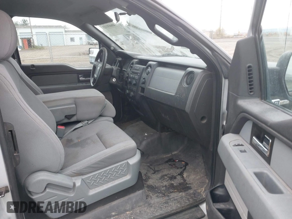 2012 Ford F-150 XL with VIN 1FTFX1EF9CKD59025, listed as a IAAI auction lot 40669113 with 138,167 mi miles. Bid and sale history available at carsss.com. Image 5.