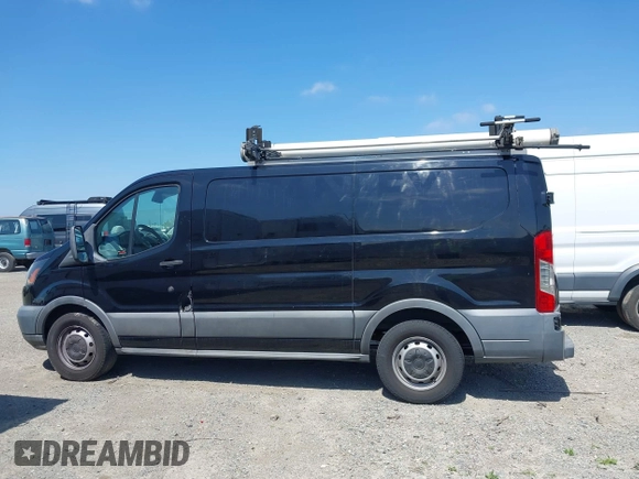 2018 Ford Transit with VIN 1FTYE1YM3JKA11596, listed as a IAAI auction lot 41918112 with 192,779 mi miles. Bid and sale history available at carsss.com. Image 14.
