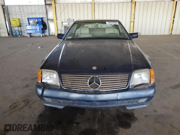 1994 Mercedes-Benz SL 5.0L with VIN WDBFA67E2RF092295, listed as a Copart auction lot 52933945 with 89,085 mi miles and Clean title. Bid and sale history available at DreamBid. Image 5.