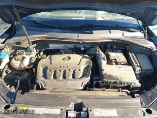 2019 Volkswagen Tiguan S with VIN 3VV0B7AX6KM067699, listed as a IAAI auction lot 41634351 with 181,093 mi miles. Bid and sale history available at carsss.com. Image 10.