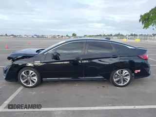 2018 Honda Clarity Plug-In Hybrid Touring with VIN JHMZC5F39JC000901, listed as a IAAI auction lot 41914470 with 80,482 mi miles. Bid and sale history available at carsss.com. Image 15.