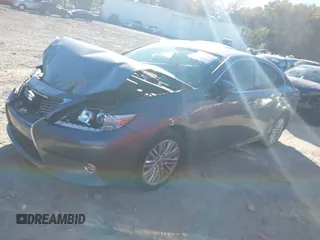 2015 Lexus ES with VIN JTHBK1GG7F2188569, listed as a IAAI auction lot 40828257 with 100,000 mi miles. Bid and sale history available at carsss.com. Image 17.