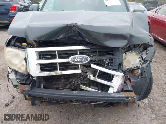 2008 Ford Escape Limited with VIN 1FMCU94108KE85583, listed as a IAAI auction lot 42608251 with 177,841 mi miles and . Bid and sale history available at DreamBid. Image 6.