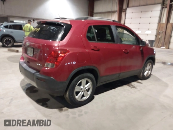2015 Chevrolet Trax LT with VIN KL7CJLSB5FB264514, listed as a IAAI auction lot 41451749 with 68,864 mi miles. Bid and sale history available at carsss.com. Image 4.