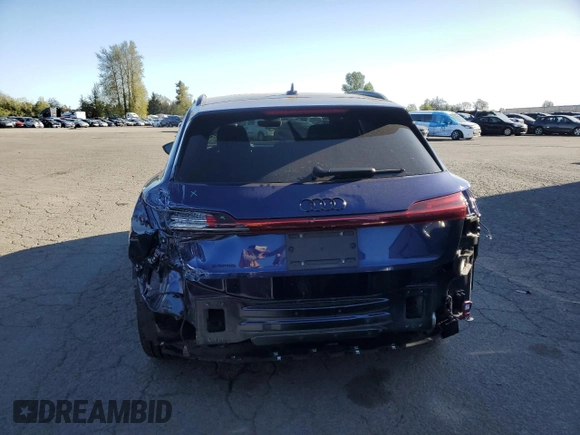 2023 Audi e-tron Chronos с VIN WA1VABGE5PB010922, выставлен на аукционе Copart как лот 51646474 с пробегом 17 867 миль миль и . История ставок и продаж доступна на DreamBid. Изображение 6.