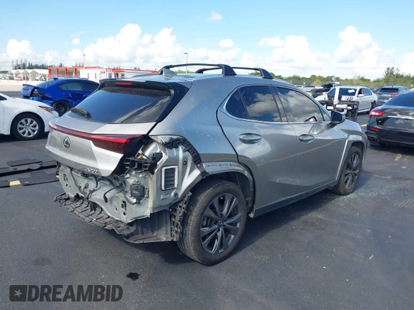2022 Lexus UX 200 F Sport z VIN JTHE3JBH9N2048306, wystawiony jako IAAI lot #42516590 z przebiegiem 73 139 mil mil oraz . Historia ofert i sprzedaży dostępna na DreamBid. Obrazek 4.