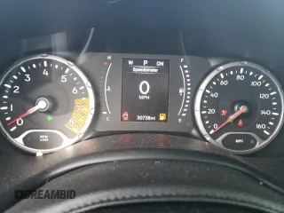 2020 Jeep Renegade Latitude with VIN ZACNJABBXLPM04037, listed as a Copart auction lot 56849225 with 30,738 mi miles and Salvage title. Bid and sale history available at DreamBid. Image 9.