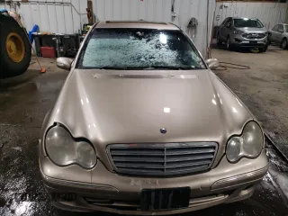 2005 Mercedes-Benz C 240 with VIN WDBRF81J95F673190, listed as a Copart auction lot 42858495 with Not Provided miles and Clean Title. Bid and sale history available at DreamBid. Image 5.