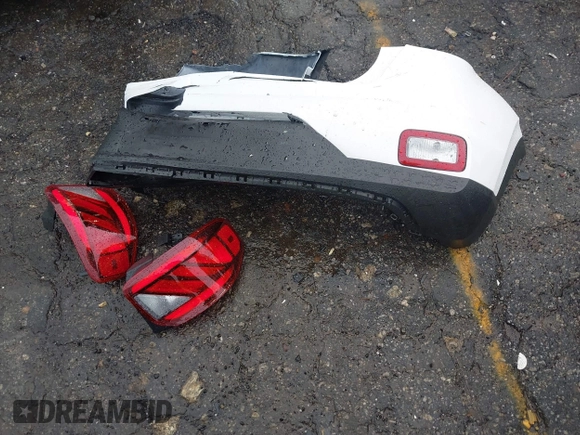 2024 Hyundai Venue SEL with VIN KMHRC8A37RU315319, listed as a IAAI auction lot 41922133 with 5,934 mi miles and . Bid and sale history available at DreamBid. Image 12.