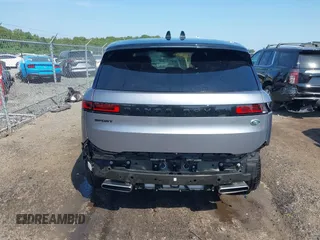 2023 Land Rover Range Rover Sport SE with VIN SAL1P9EU3PA133283, listed as a IAAI auction lot 42582640 with 13,074 mi miles and . Bid and sale history available at DreamBid. Image 16.
